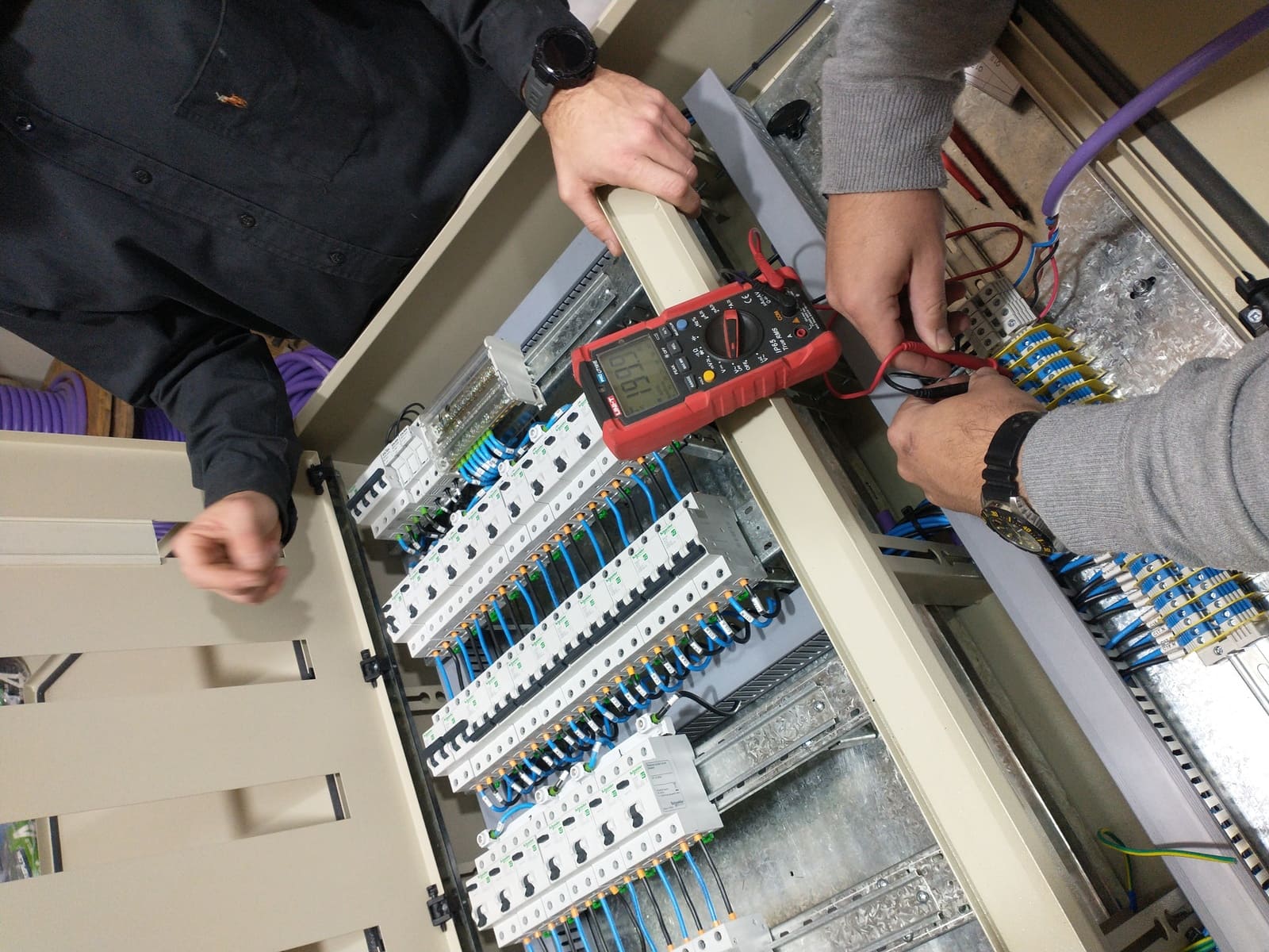 project-slider-image